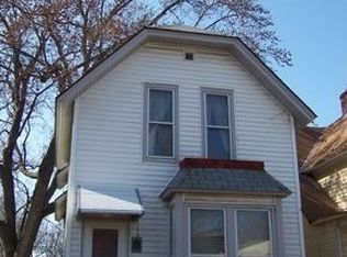 2520 17th Ave S, Minneapolis, MN 55404