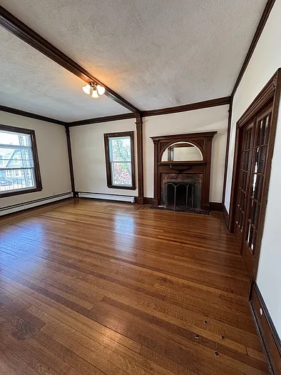 Building Photo - 227 N Beacon St #1