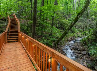 81 Tanglewood Ln, Maggie Valley, NC 28751