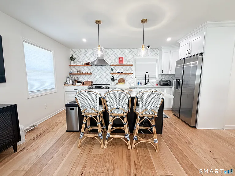 9 Hanover St — Photo 8
