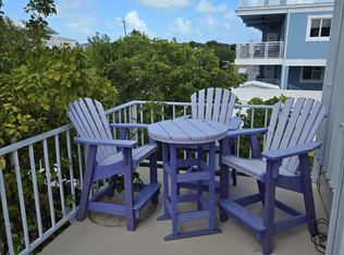 34 Pigeon Dr, Key Largo, FL 33037