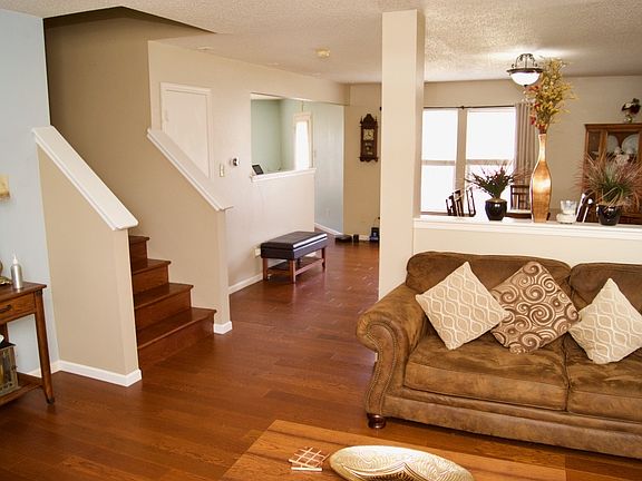 5th image of 2616 Narragansett Way