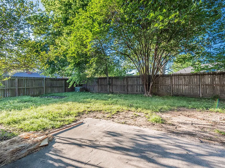 4922 Temple Bell Dr — Photo 4