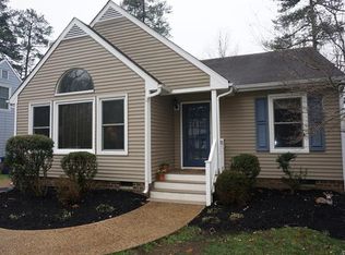 13603 Danbury Dr, Midlothian, VA 23113