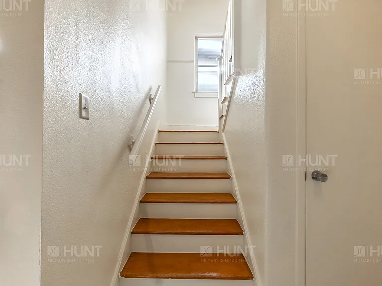 3B E St W #689B — Photo 28