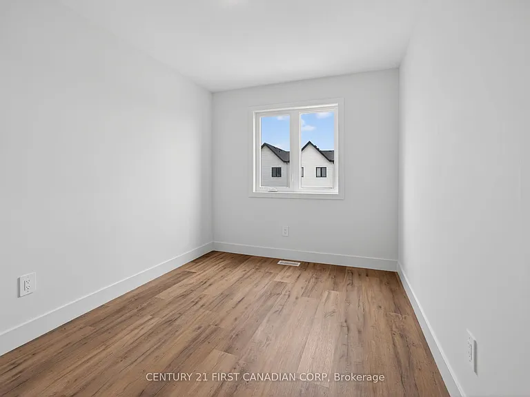 1595 Capri Cres #66 — Photo 22