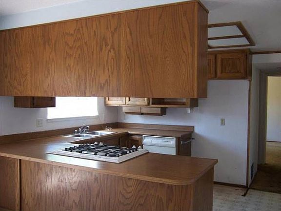 3rd image of 6908 Mirador Way