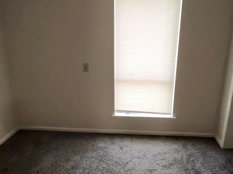 710 Carolina Ave — Photo 16