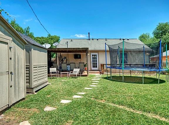 4th image of 2405 Blue Meadow Dr