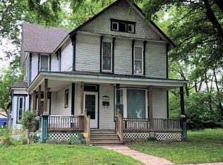 1929 SW Lane St, Topeka, KS 66604