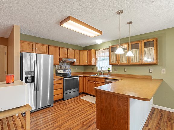 3rd image of 5170 Chilkoot Dr