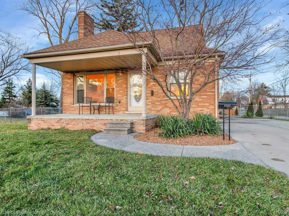 23105 Allor St, Saint Clair Shores, MI 48082