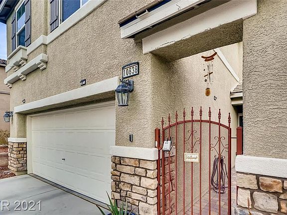 3rd image of 10838 Dobbs Ave
