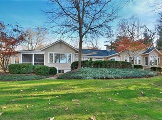 25 Haights Cross Rd, Chappaqua, NY 10514