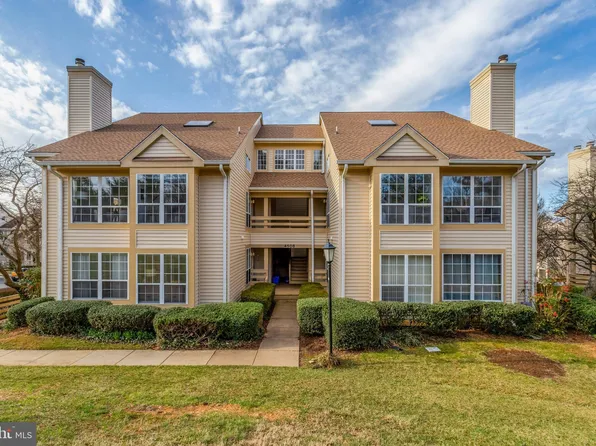4508 Hazeltine Ct APT J, Alexandria, VA 22312
