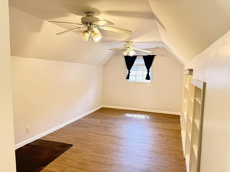 217 Cedar Dr — Photo 13