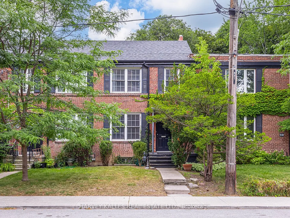 32 Oxton Ave