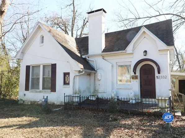 2332 Simpson St, Paris, TX 75460