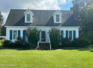 2378 Ivy Rd, Greenville, NC 27858