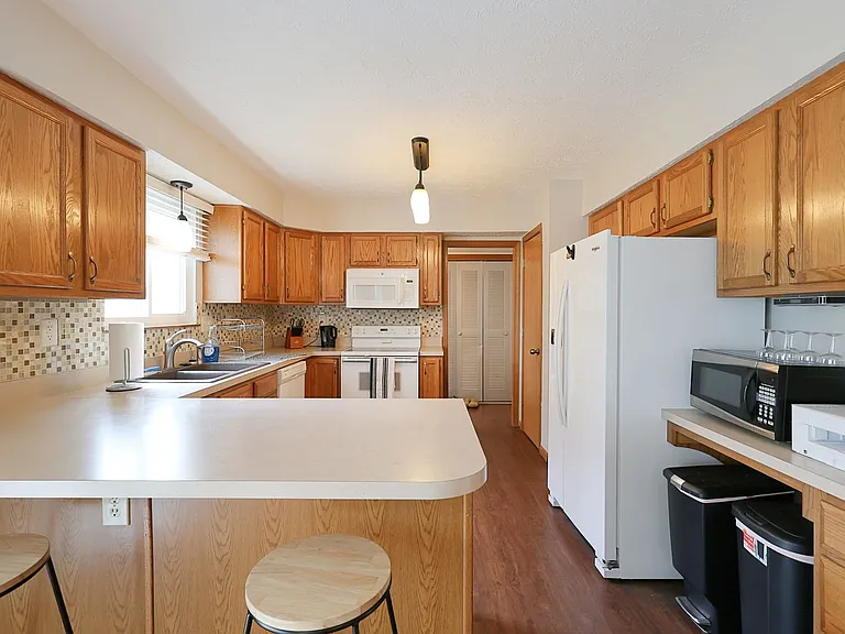 3139 Bowfield Way — Photo 9