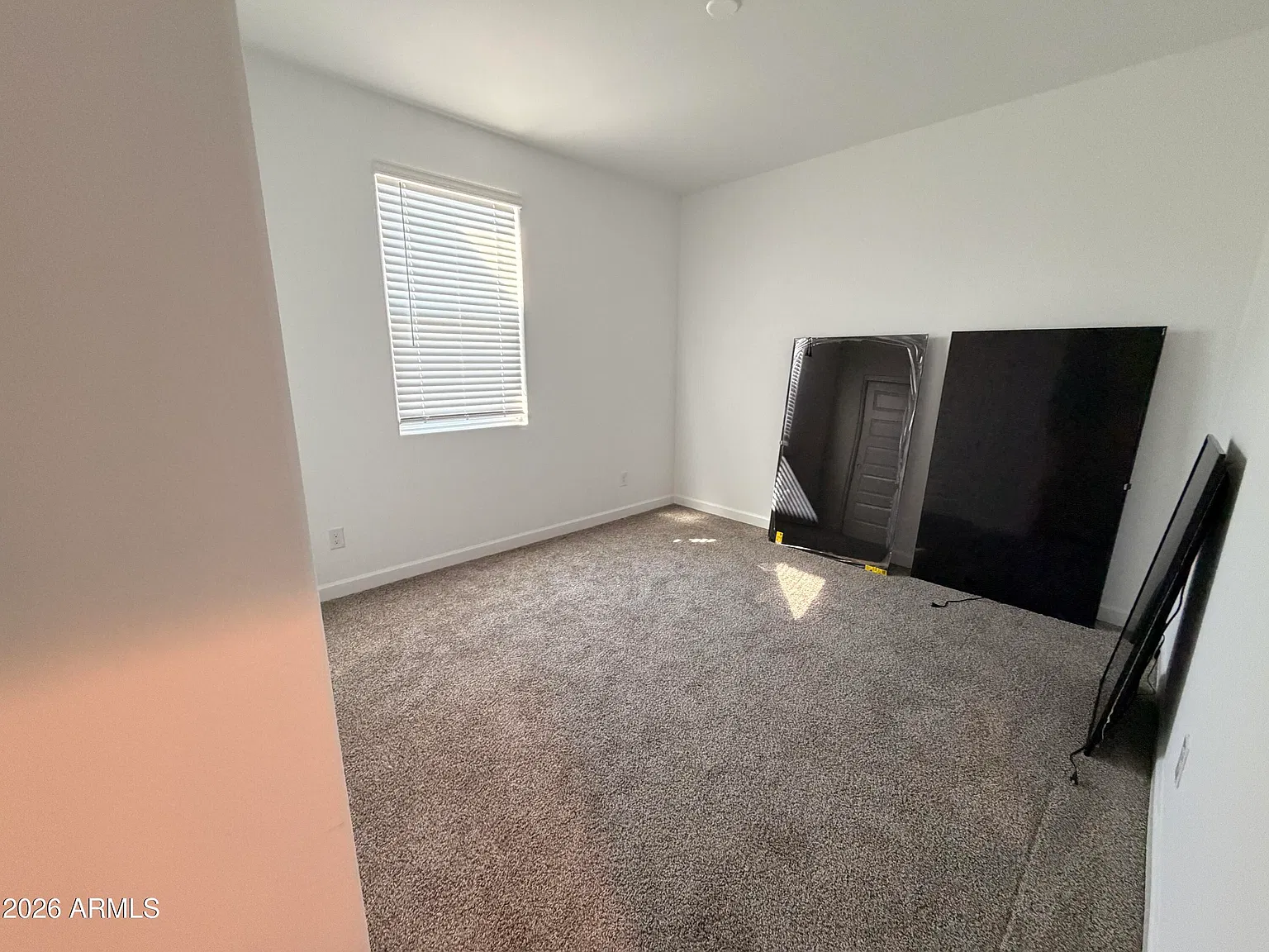 4 bed, 2.0 bath, $2,000 — Photo 3