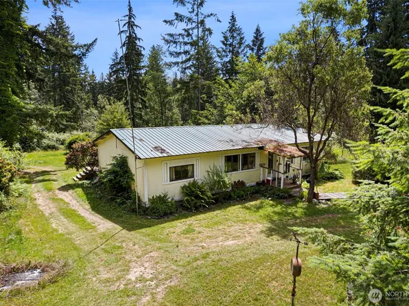 15203 128th Avenue NW, Gig Harbor, WA 98329