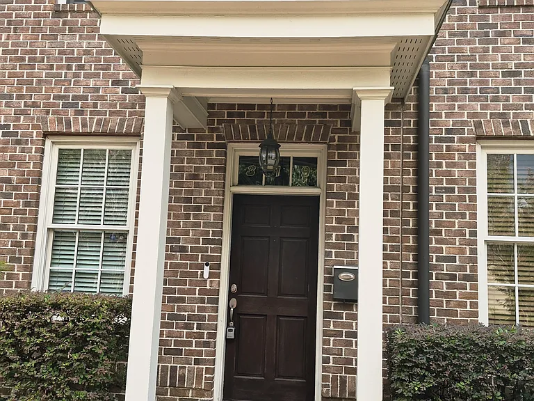 319 Berrien St — Photo 25