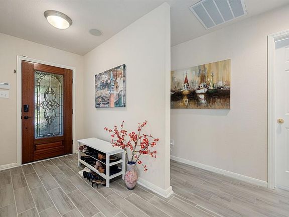 4th image of 9707 Winter Bloom Lane