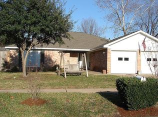 16306 Summer Wind Dr, Houston, TX 77090