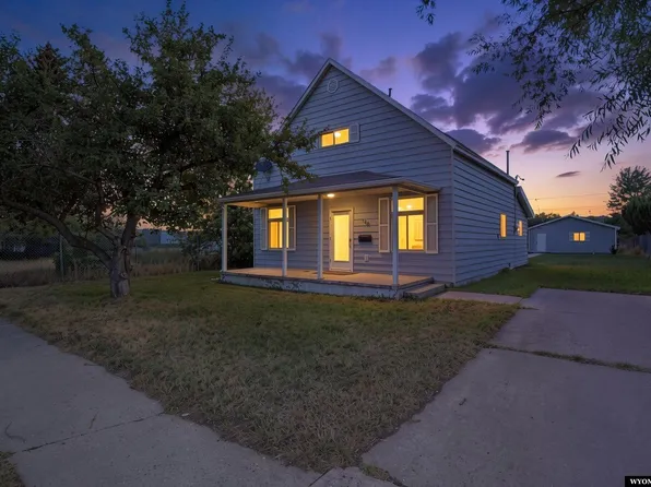 146 1st Ave, Evanston, WY 82930