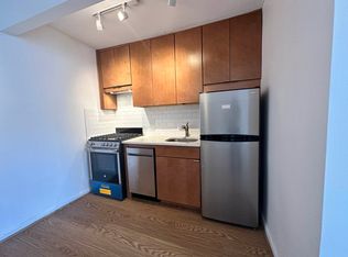 17545 88th Ave APT 6S, Jamaica, NY 11432