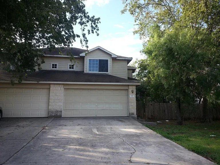 120 Cedargrove — Photo 8