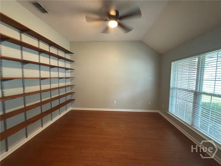132 Marshview Dr — Photo 5