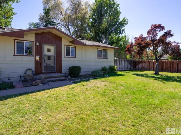 103 Shipley Dr, Yerington, NV 89447
