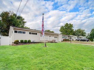 21 Columbia Rd, Parlin, NJ 08859