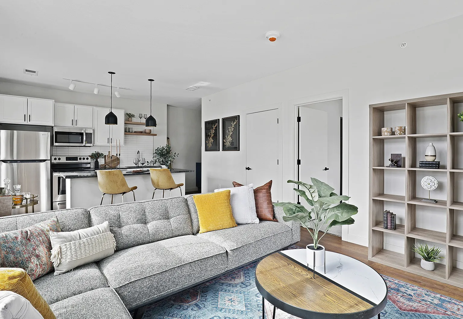 Dewey Park Apartments — Photo 4