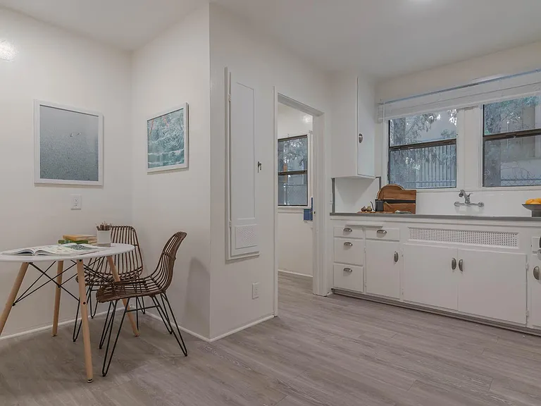 14858 1/4 Dickens St — Photo 14