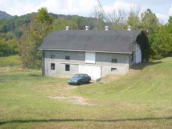 2nd image of 1025 Ward Pl