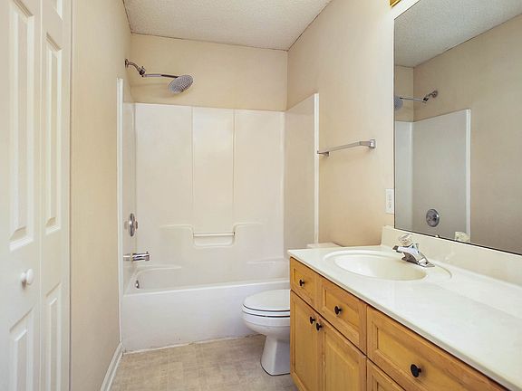 4th image of 5722 Cougar Ln