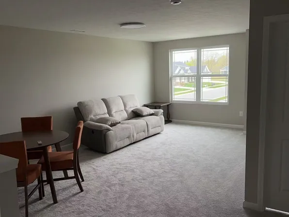 8315 Hadley Dr, Brownsburg, IN 46112