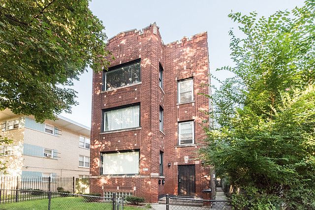 1st image of 7918 S Essex Ave