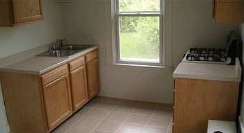 2nd image of 3010 Parkside Dr #2