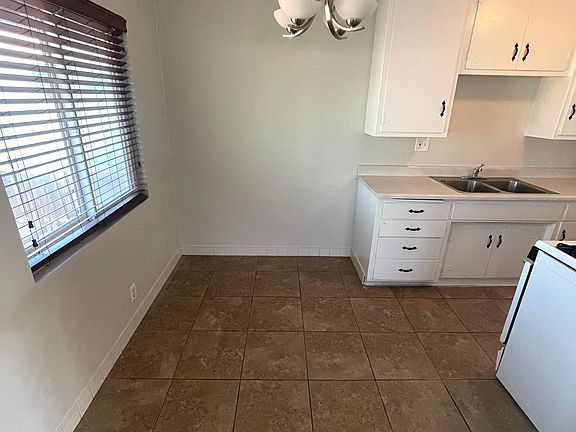 2nd image of 741 Gladys Ave APT B