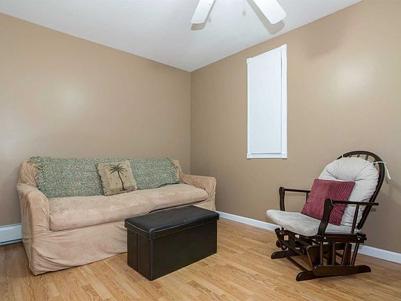 3rd image of 2703 Knickerbocker Ave