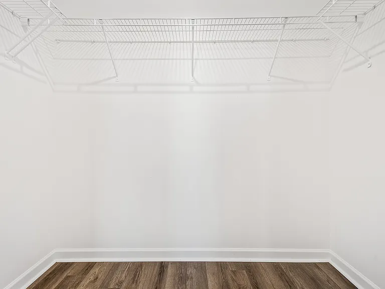 Walk-in closet