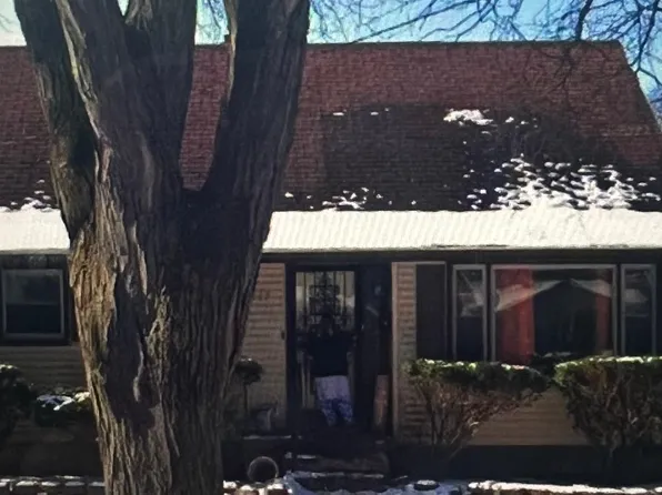 3807 Comstock Ave, Flint, MI 48504