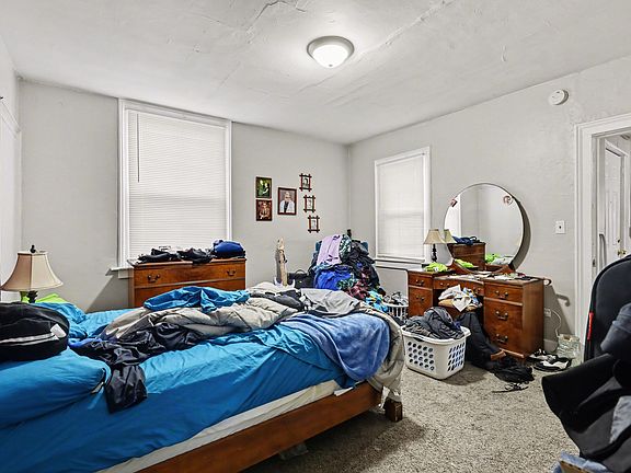 5th image of 1236 Alpine Ave NW