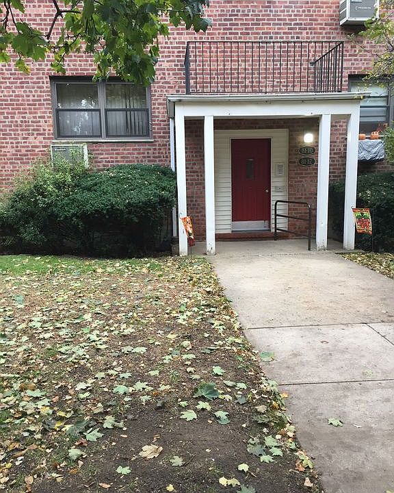 1st image of 8104 155th Ave #54