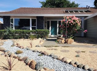 440 Willamette Dr, Vacaville, CA 95688