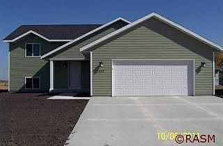 2nd image of 117 Harbor Hill Dr
